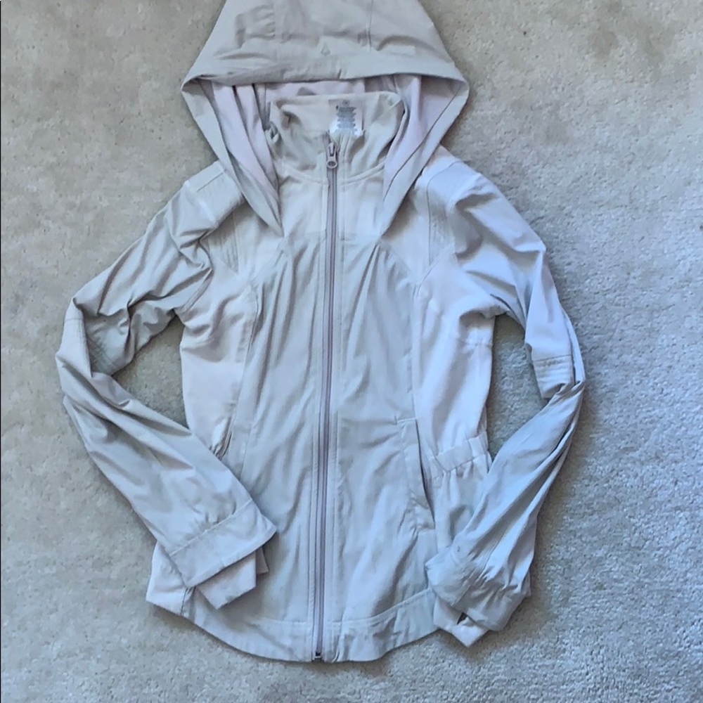 Size 10 Double-lined Ivivva jacket (beige)